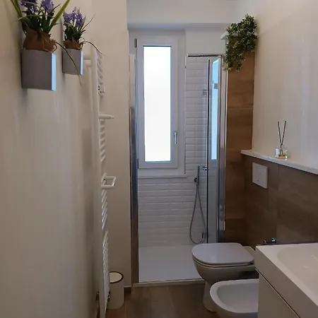 Apartamento Attico Gabri - Con Terrazzo Panoramico Vicino Al Centro *